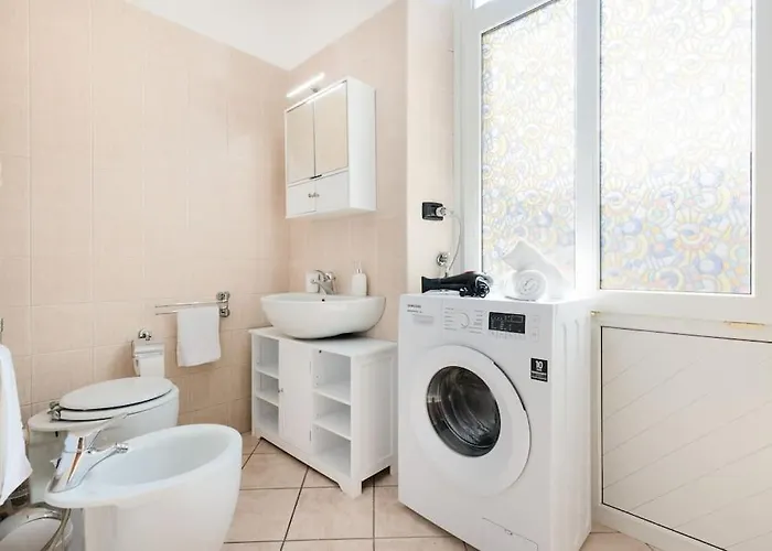 Bgy Airport 10min - Casa Moderna Con Ampio Balcone